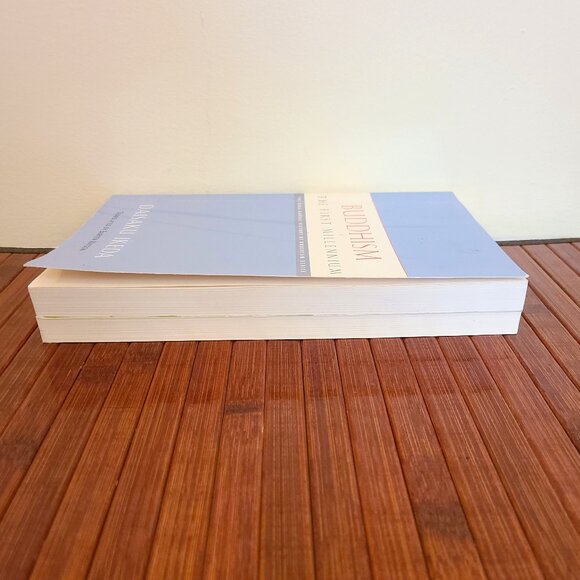 The Living Buddha & Buddhism - The First Millennium by Daisaku Ikeda - Picture 4 of 6